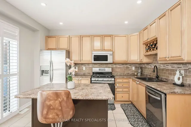 Additional image 10 of 40 Begonia Cres