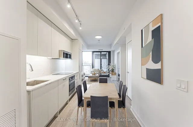 Additional image 8 of 250 Lawrence Ave Unit 526