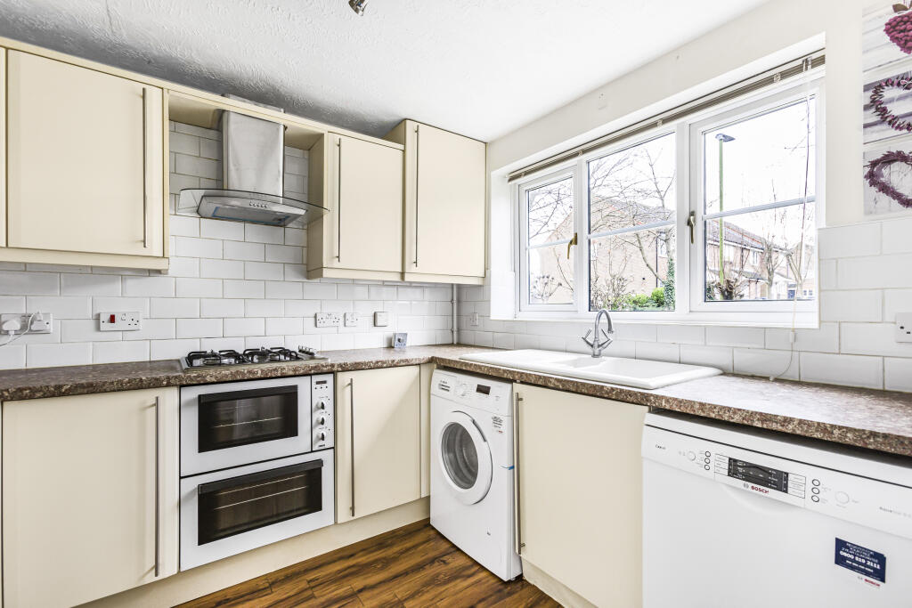 Additional image 4 of Salmon Close, Welwyn Garden City, Hertfordshire, AL7