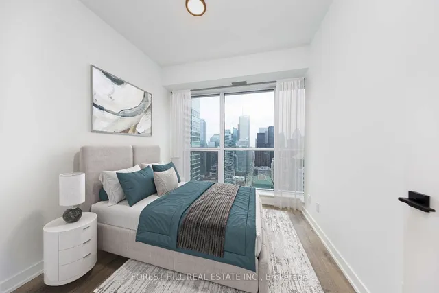 Additional image 17 of 327 King St Unit 4006