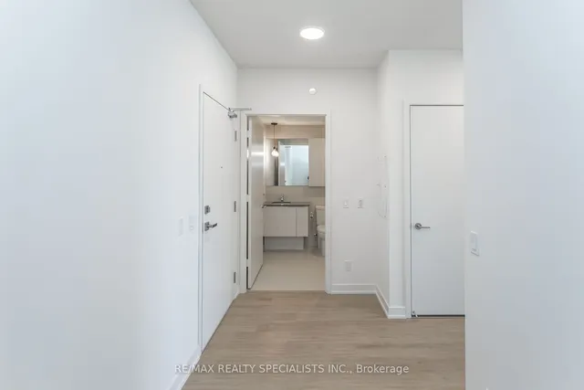 Additional image 6 of 10 DEERLICK Crt Unit 907