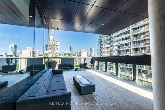 Additional image 40 of 55 Charles St Unit 3904