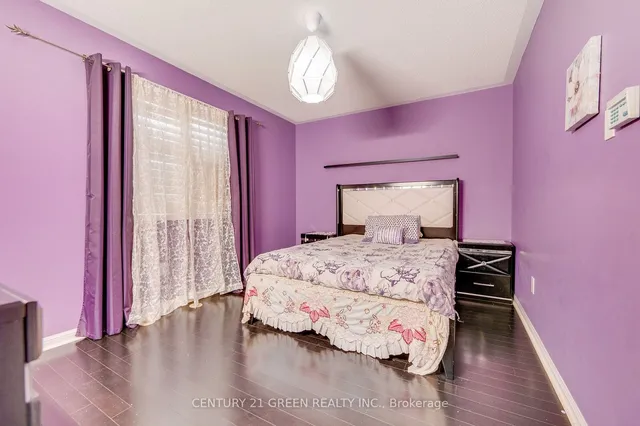 Additional image 22 of 843 Gifford Cres