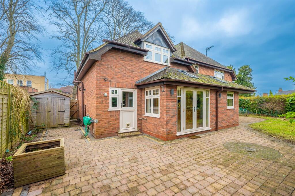 Additional image 29 of Station Road, Henley-In-Arden