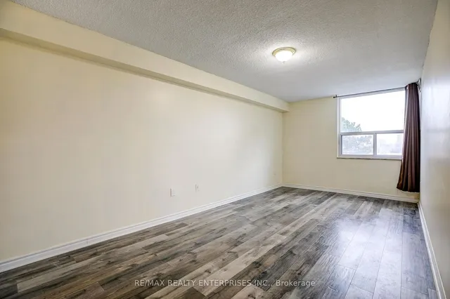 Additional image 7 of 4060 Lawrence Ave Unit 412