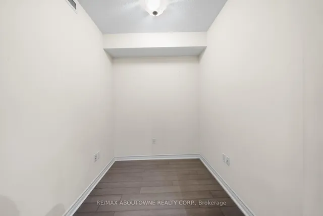 Additional image 10 of 39 Annie Craig Dr Unit 802