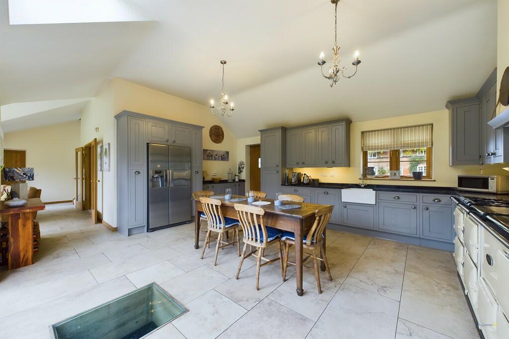 Additional image 6 of Main Road, Newton Regis