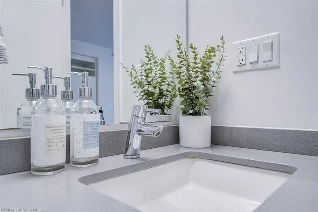 Additional image 41 of 5260 Dundas St Unit C202