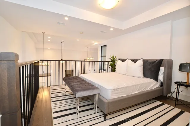 Additional image 31 of 112 King St Unit PH 6