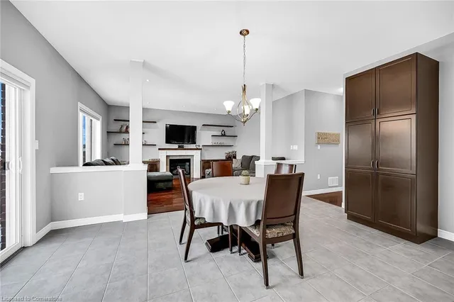 Additional image 17 of 31 Showcase Dr