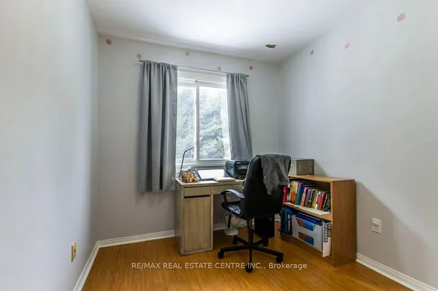 Additional image 27 of 26 Moss Blvd Unit 77