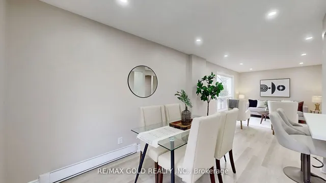 Additional image 16 of 23 Hallcrown Crt