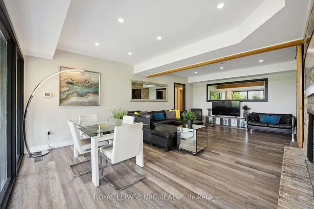 Additional image 28 of 33 LESLIE Dr