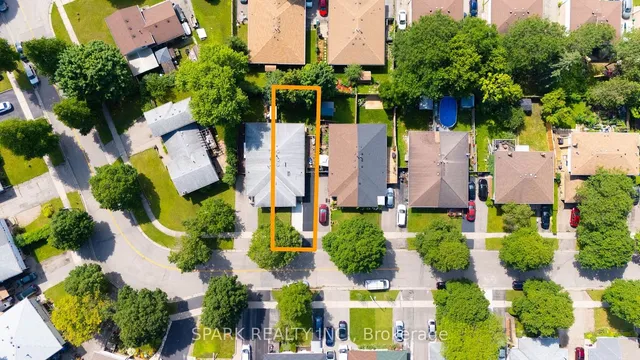 Additional image 40 of 65 Dalegrove Dr