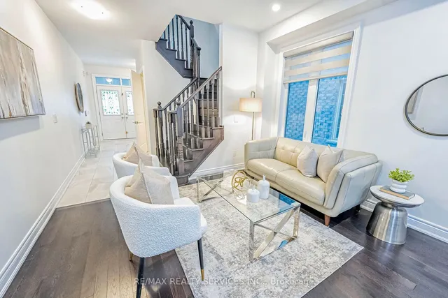 Additional image 7 of 5 Sinatra St