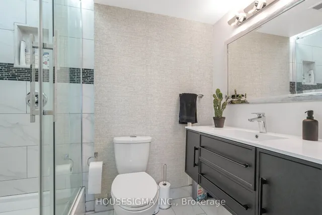 Additional image 16 of 716 The West Mall Unit 1402