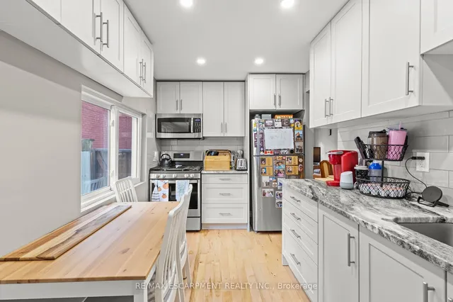 Additional image 15 of 94 Canada St