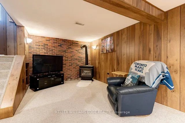 Additional image 16 of 1353 Fisher Ave