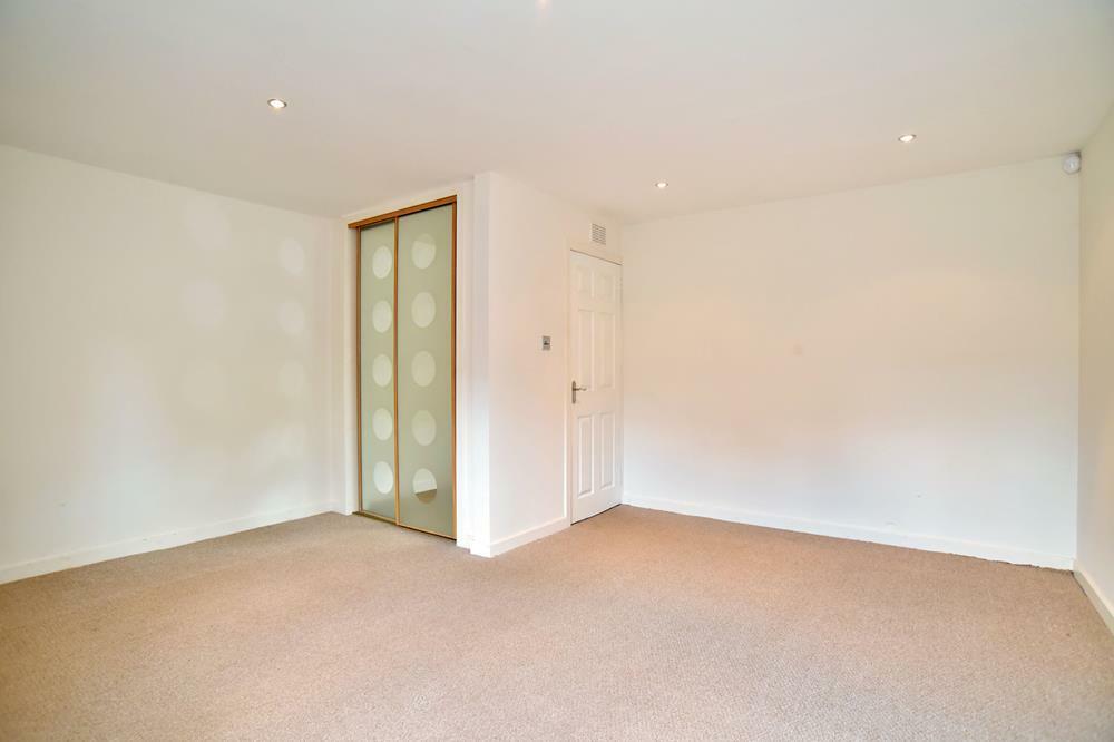 Additional image 9 of Newlands Crescent, Aberdeen, AB10
