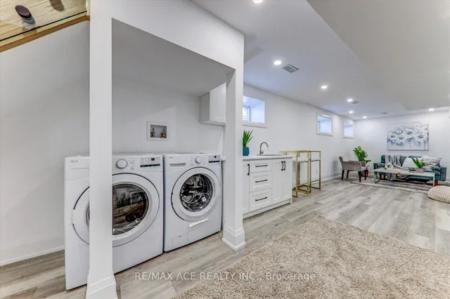 Additional image 30 of 153 King Edward Ave