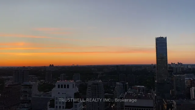 Additional image 27 of 1080 Bay St Unit 4407