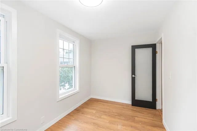 Additional image 25 of 583 John Street St