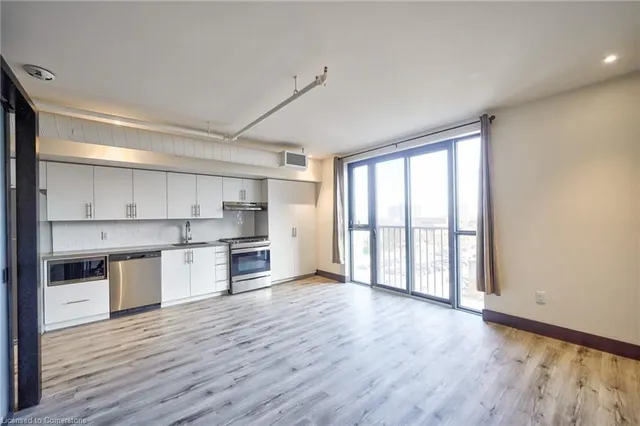 Additional image 15 of 121 King Street East Unit 505