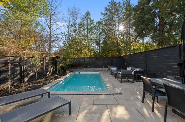 Additional image 36 of 39 Sharron Dr