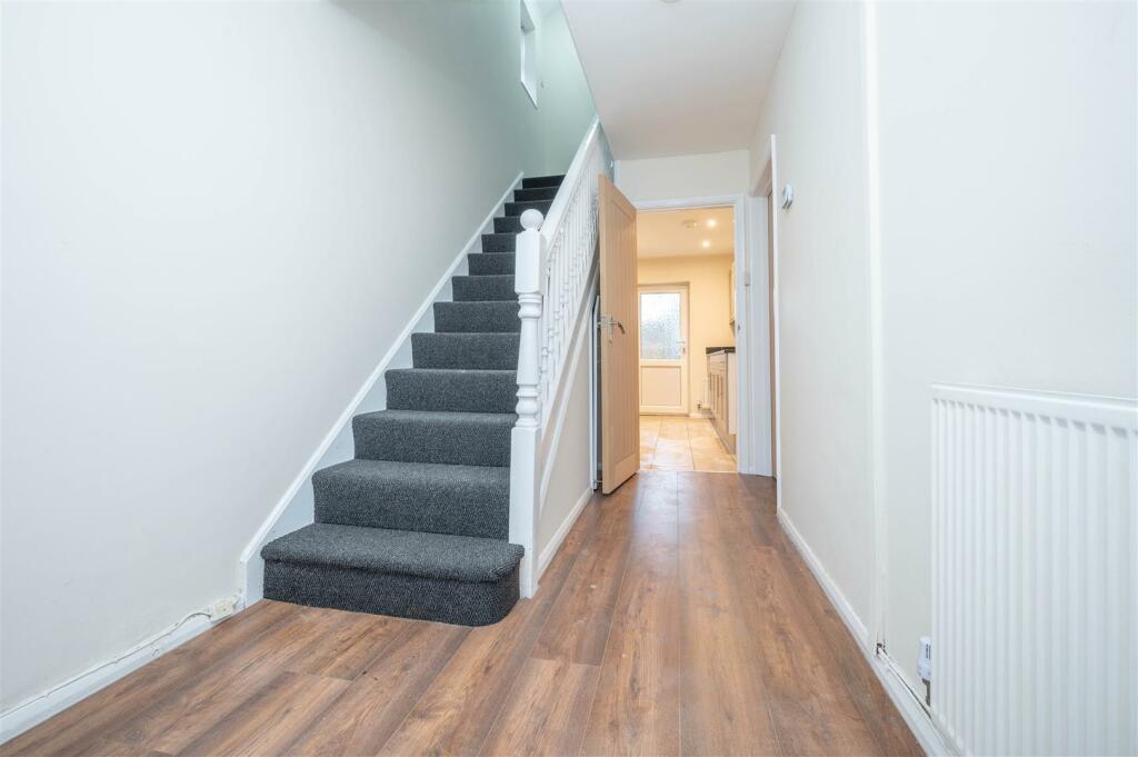 Additional image 9 of Meadow Road, Henley-In-Arden