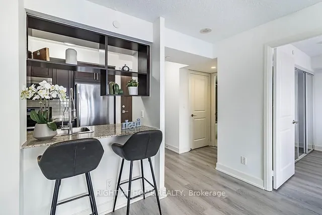 Additional image 18 of 2 Eva Rd Unit 1826