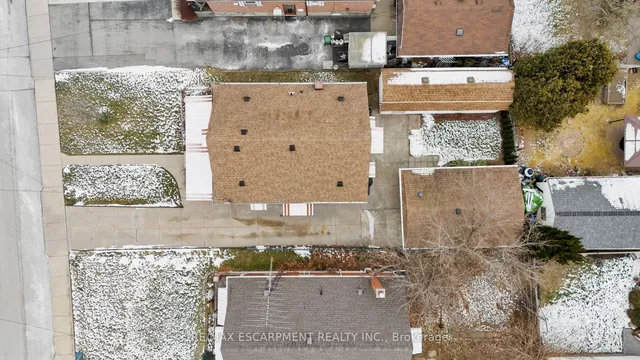 Additional image 29 of 131 East 42nd St