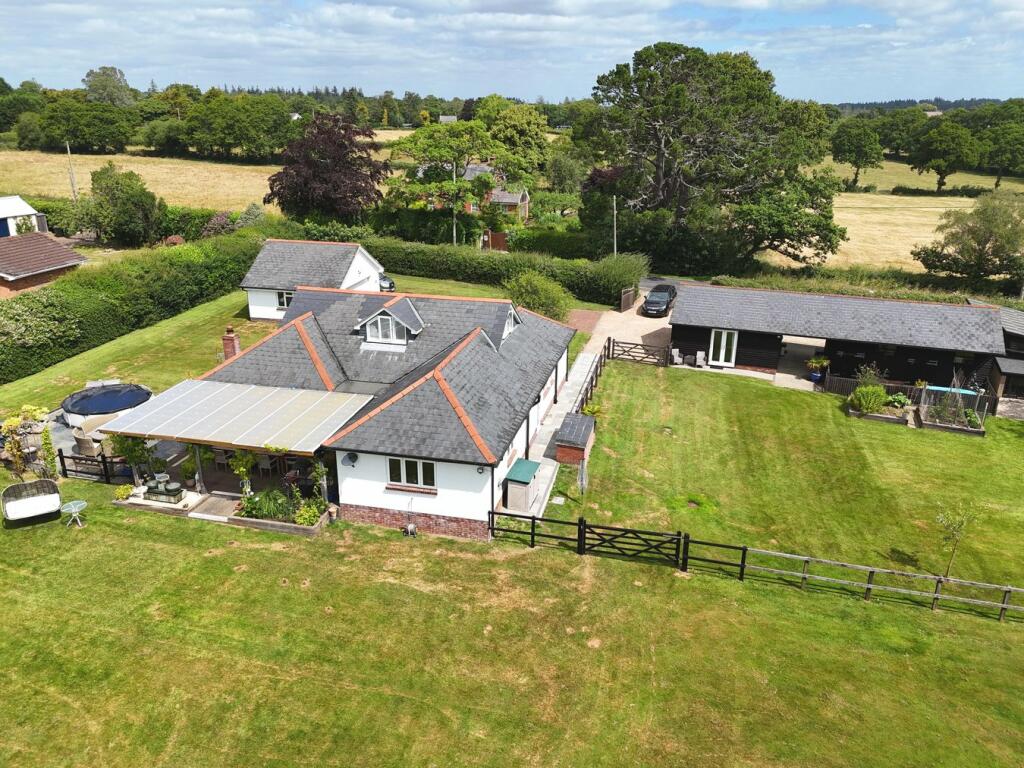 Additional image 13 of Tiptoe Road, New Milton, BH25