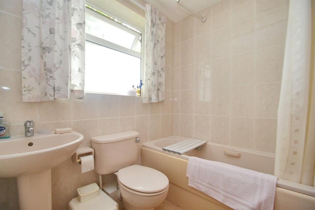 Additional image 11 of Broadstone