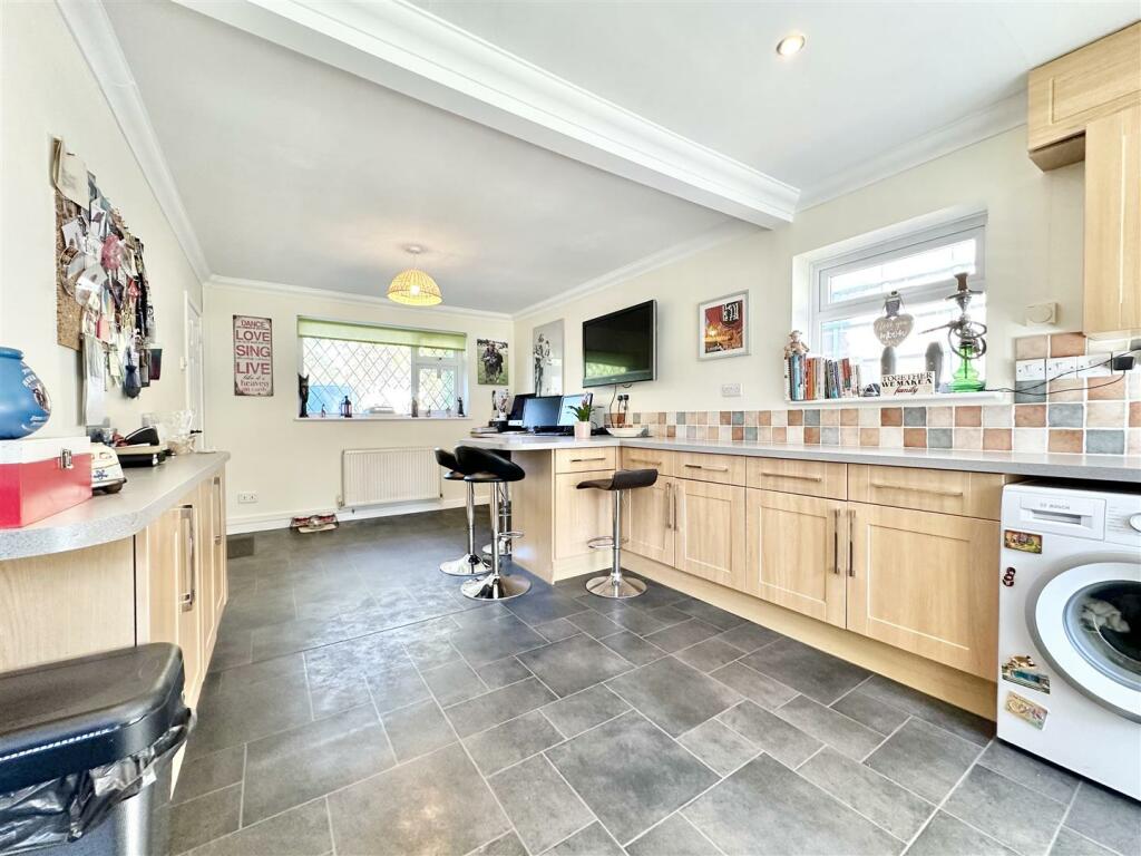 Additional image 19 of Queens Road, Ferndown