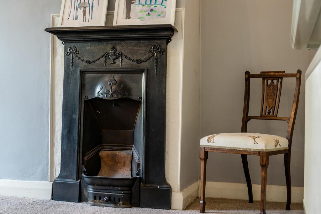 Additional image 12 of Bradshaw Road, Bolton BL2 3EW - Spacious 4-Bed Townhouse with En Suites & Dressing Rooms