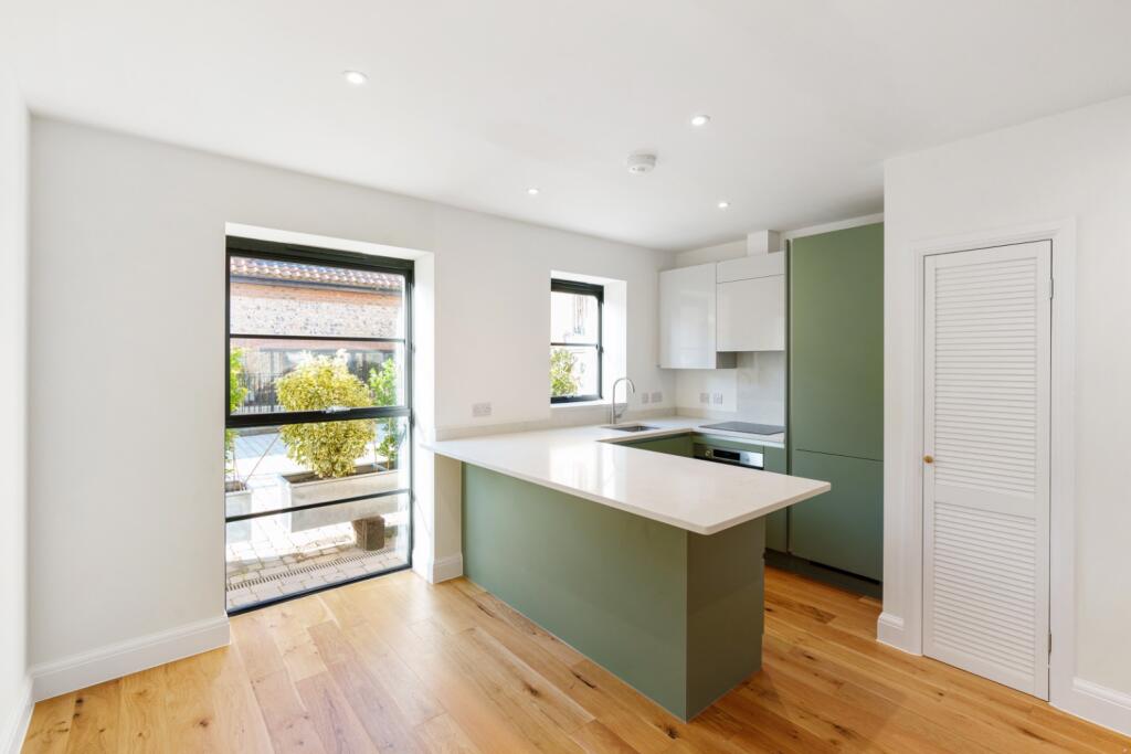 Additional image 3 of The Hove Dairy