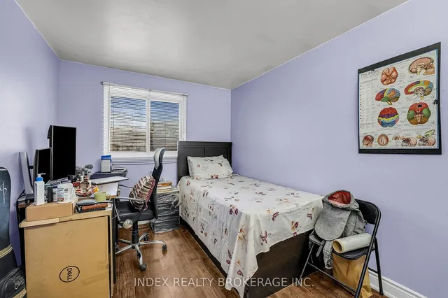 Additional image 18 of 23 Mandarin Cres