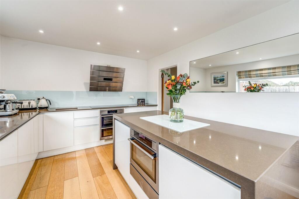 Additional image 11 of Eastergate Close, Goring-by-Sea, Worthing, West Sussex, BN12