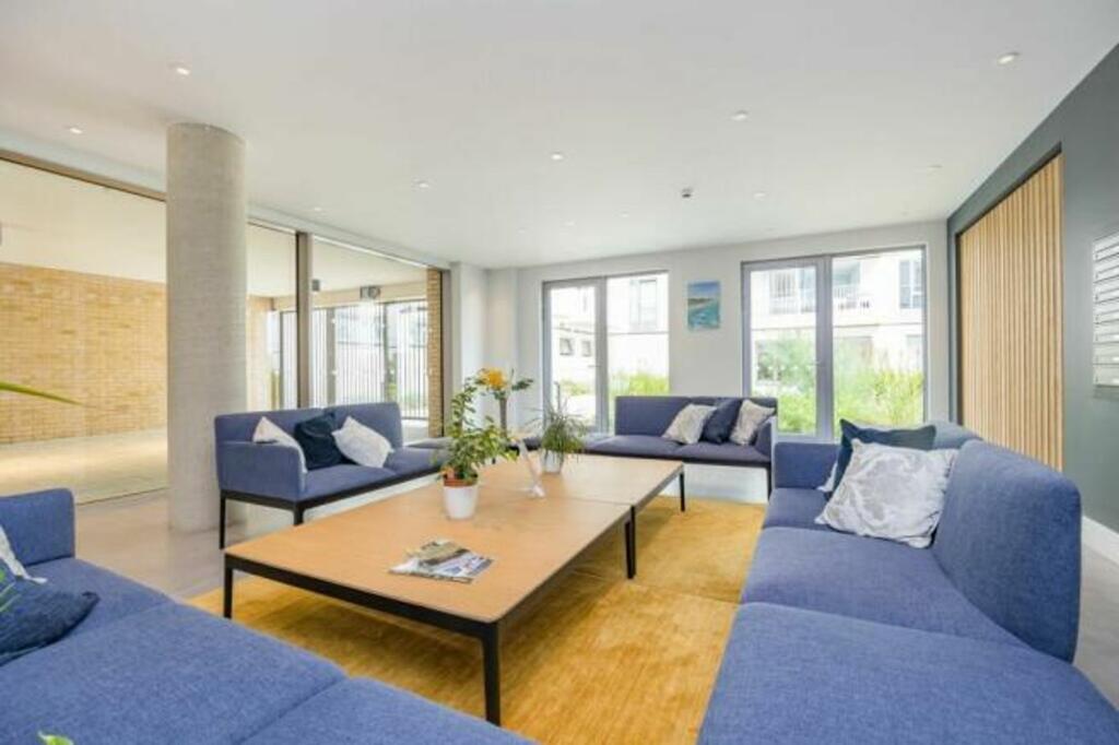 Additional image 16 of Brighton Road, Worthing, BN11