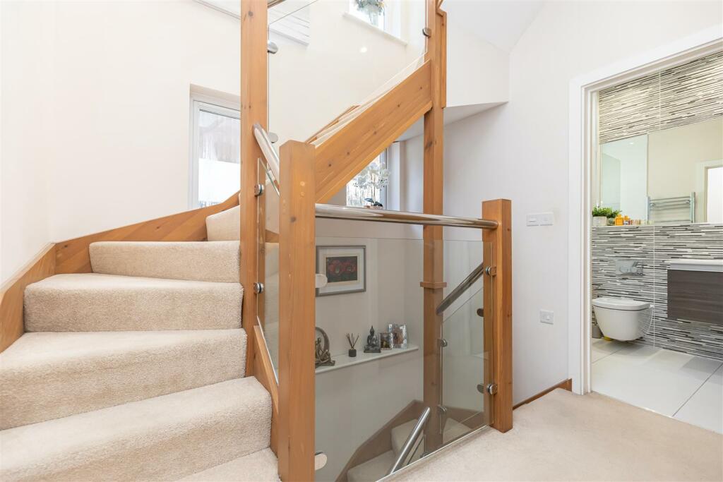 Additional image 16 of Town House in Trafalgar Mews, Nelson Road.