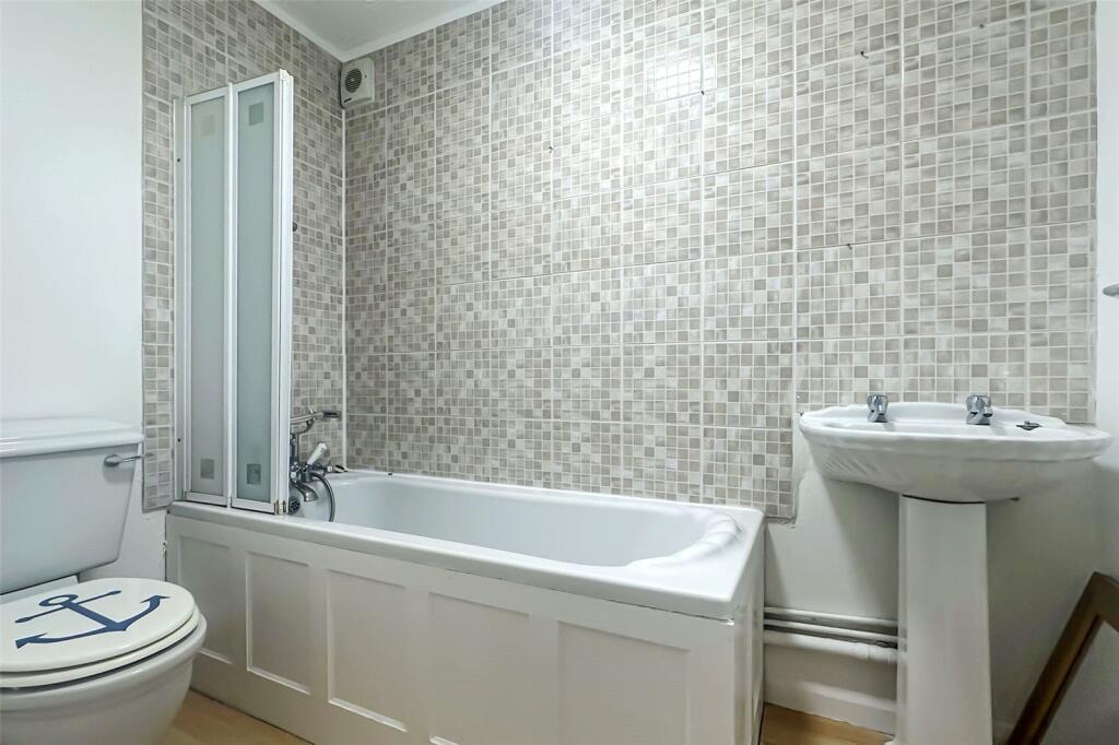 Additional image 4 of Lanyards, Littlehampton, West Sussex