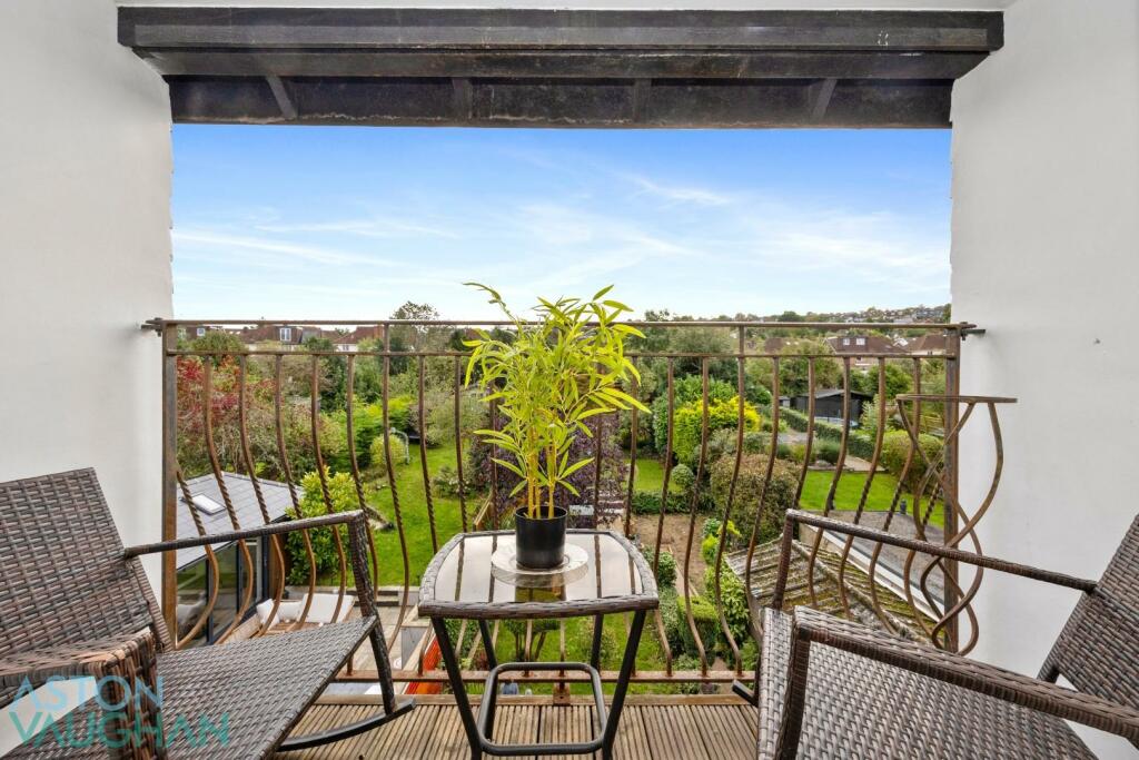 Additional image 12 of Carden Avenue, Brighton