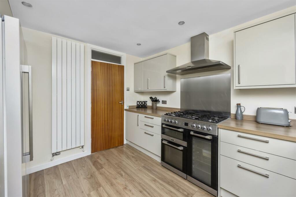 Additional image 9 of Fairlie Gardens, Surrenden, Brighton