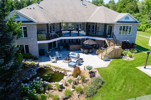 Additional image 32 of 10635 First Line