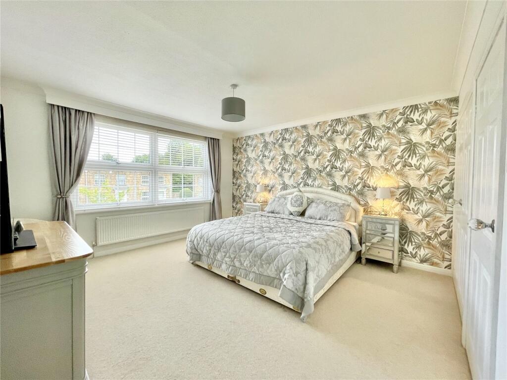 Additional image 12 of Oakwood Road, Highcliffe On Sea, Christchurch, Dorset, BH23