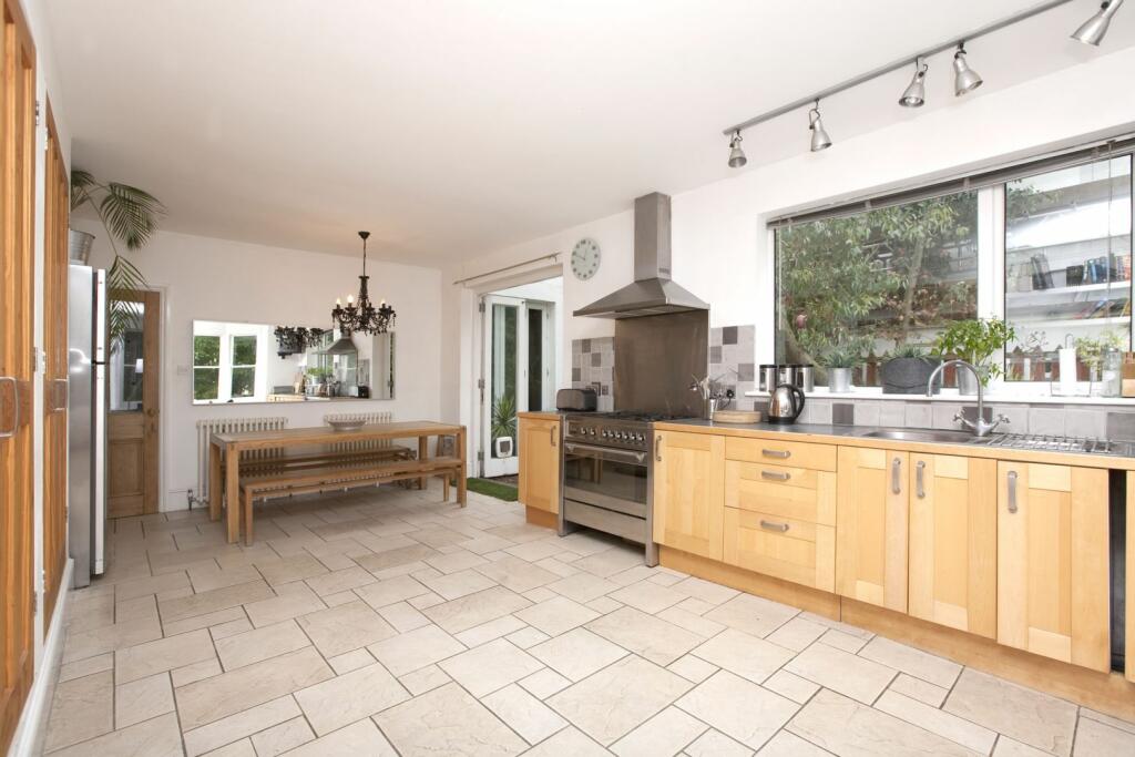 Additional image 7 of Sackville Gardens, Hove, BN3