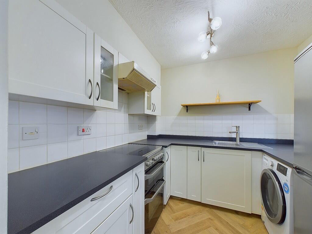 Additional image 7 of Carisbrooke Drive, Worthing, BN13 3QT