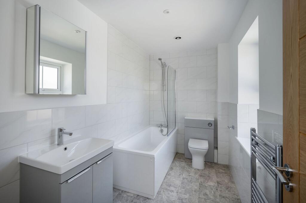 Additional image 15 of Clarendon Road, Christchurch, BH23