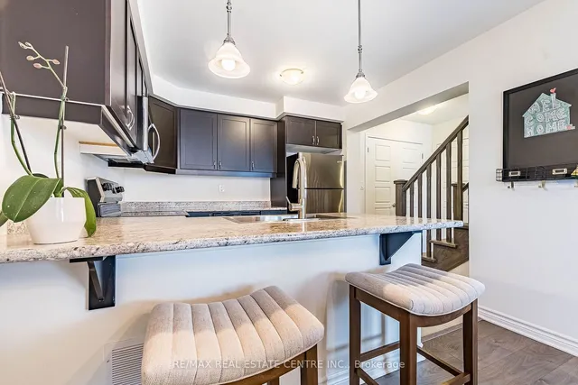 Additional image 11 of 1141 Duignan Cres