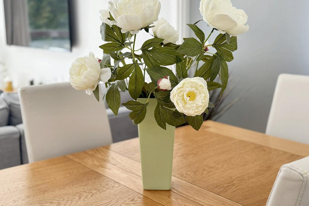 Additional image 4 of Golf Links Road